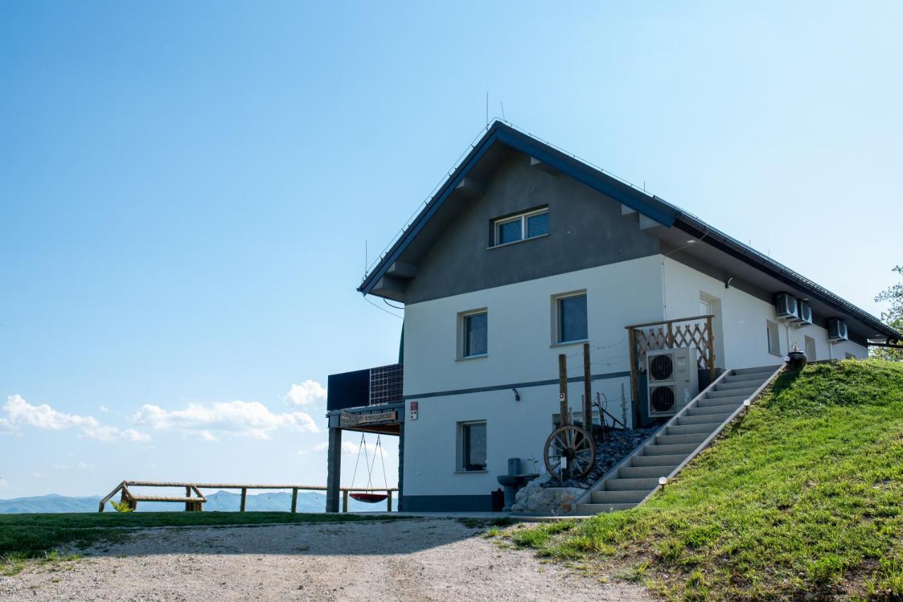 Apartmaji Gracner Dramlje Exterior foto